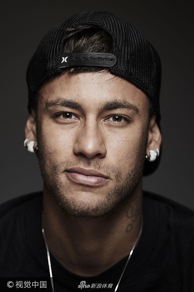 禁区外低平 禁区外低平